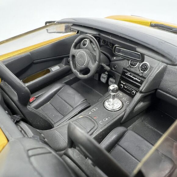 Maisto Lamborghini Murciélago Roadster 1:18 Yellow Convertible Collectable - Picture 11 of 15